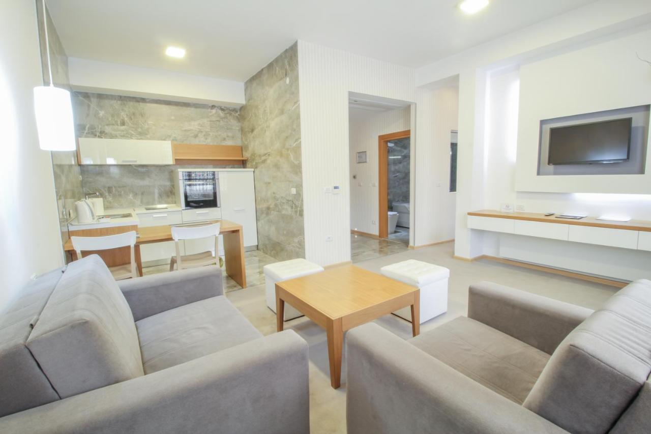 Gardenia Hotel & Spa Veles Ngoại thất bức ảnh A typical apartment