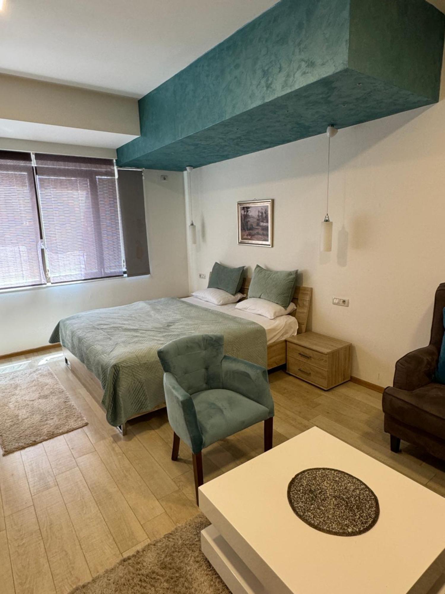 Gardenia Hotel & Spa Veles Ngoại thất bức ảnh A bedroom in a hotel