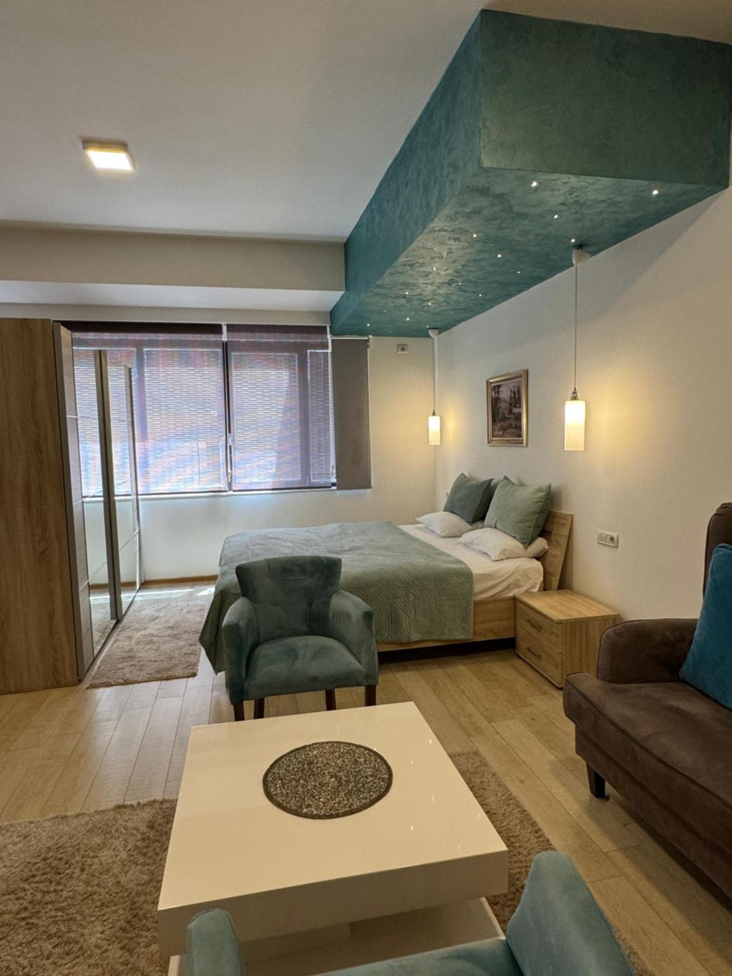 Gardenia Hotel & Spa Veles Ngoại thất bức ảnh A bedroom in a hotel