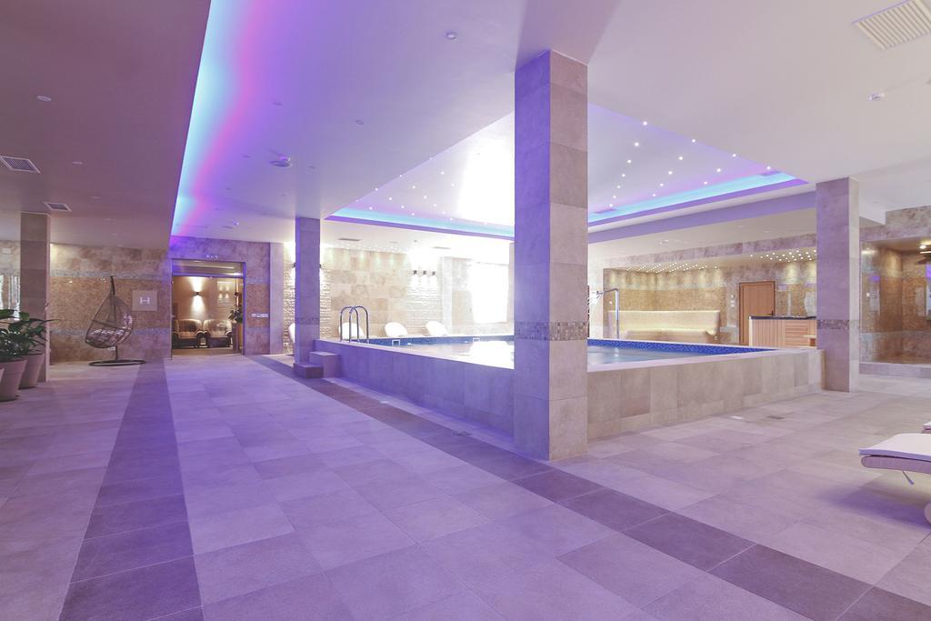 Gardenia Hotel & Spa Veles Ngoại thất bức ảnh The spa at The Dorchester
